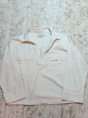 LOFT Cream V-Neck Pullover with Blue Speckle